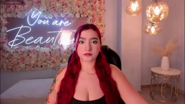 Image 2 of violettcastel Stream on Chaturbate on 1 month ago