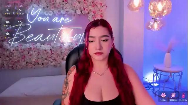 Image 7 of violettcastel Stream on Chaturbate on 1 month ago