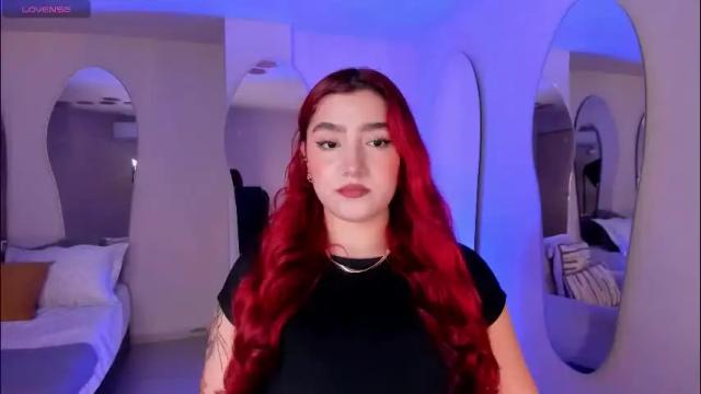 Image 2 of violettcastel Stream on Chaturbate on 10 days ago