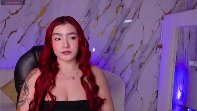 Image 2 of violettcastel Stream on Chaturbate on 1 month ago