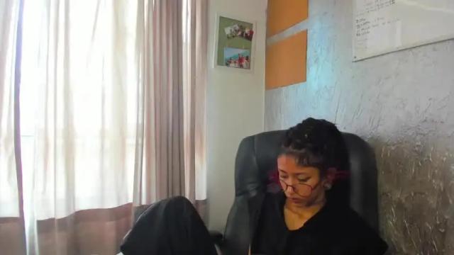 Image 11 of violette_11 Stream on Chaturbate on 15 months ago