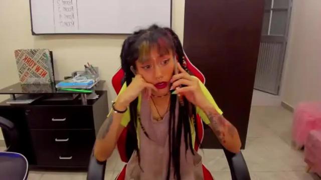 Image 2 of violette_11 Stream on Chaturbate on 15 months ago