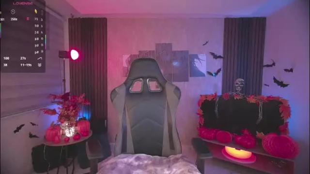 Image 11 of violette_clerk1 Stream on Chaturbate on 2 months ago