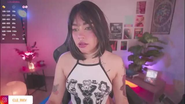 Image 3 of violette_clerk1 Stream on Chaturbate on 10 days ago