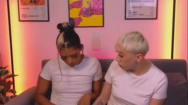 Image 8 of violettgrey_ Stream on Chaturbate on 1 month ago