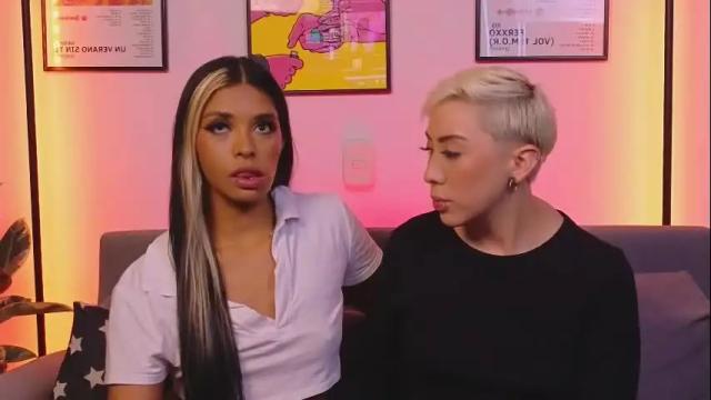 Image 11 of violettgrey_ Stream on Chaturbate on 1 month ago