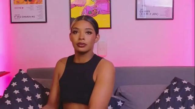 Image 6 of violettgrey_ Stream on Chaturbate on 1 month ago