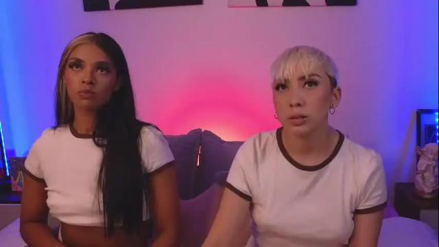Image 7 of violettgrey_ Stream on Chaturbate on 1 month ago