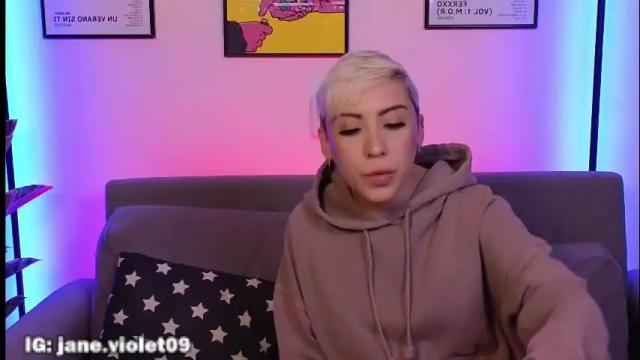 Image 3 of violettgrey_ Stream on Chaturbate on 1 month ago