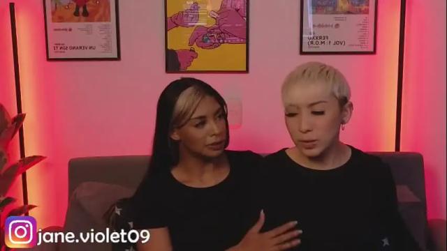 Image 11 of violettgrey_ Stream on Chaturbate on 27 days ago