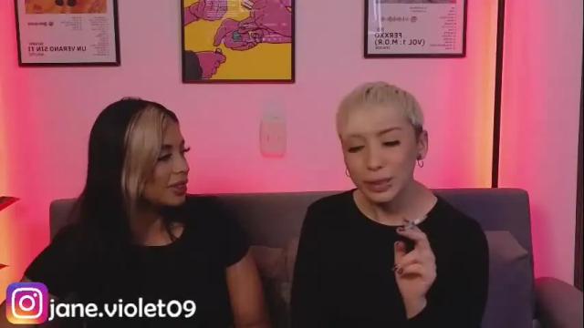 Image 3 of violettgrey_ Stream on Chaturbate on 27 days ago