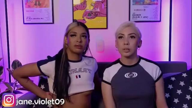 Image 12 of violettgrey_ Stream on Chaturbate on 3 days ago