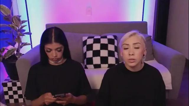 Image 4 of violettgrey_ Stream on Chaturbate on 1 month ago