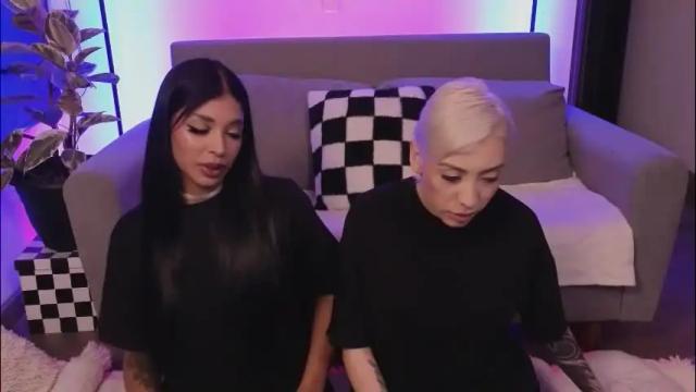 Image 7 of violettgrey_ Stream on Chaturbate on 1 month ago