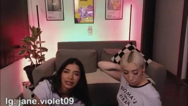 Image 3 of violettgrey_ Stream on Chaturbate on 20 days ago