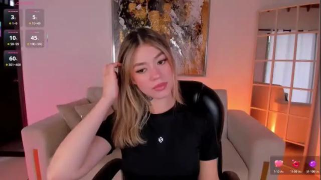 Image 8 of violetthansson Stream on Chaturbate on 1 month ago