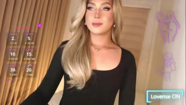 Image 6 of violetversacexx Stream on Chaturbate on 3 days ago