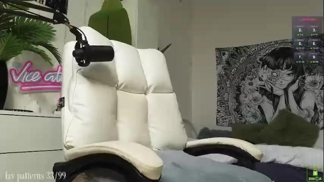 Image 2 of violetvio1ator Stream on Chaturbate on 1 month ago