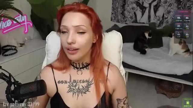 Image 3 of violetvio1ator Stream on Chaturbate on 1 month ago