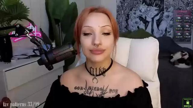 Image 12 of violetvio1ator Stream on Chaturbate on 8 days ago