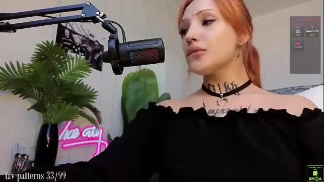 Image 7 of violetvio1ator Stream on Chaturbate on 8 days ago