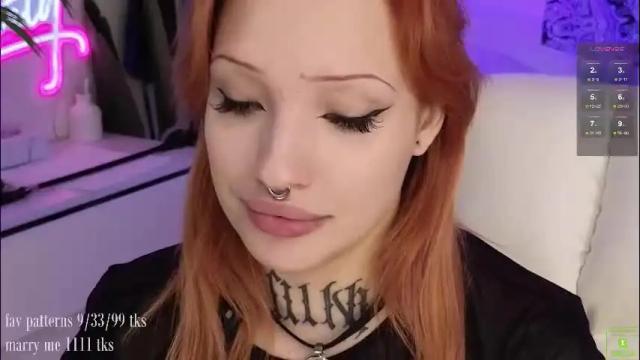 Image 10 of violetvio1ator Stream on Chaturbate on 3 months ago