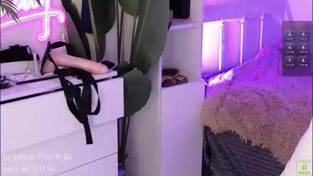 Image 4 of violetvio1ator Stream on Chaturbate on 2 months ago