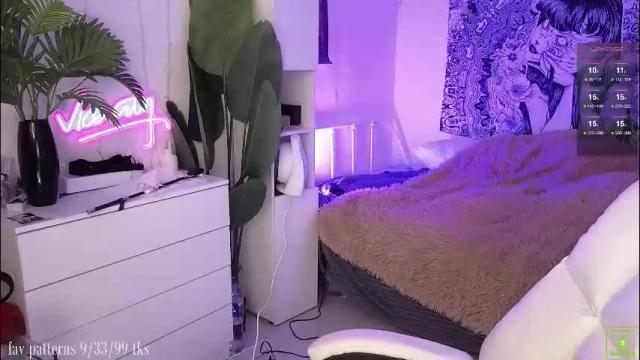 Image 2 of violetvio1ator Stream on Chaturbate on 2 months ago