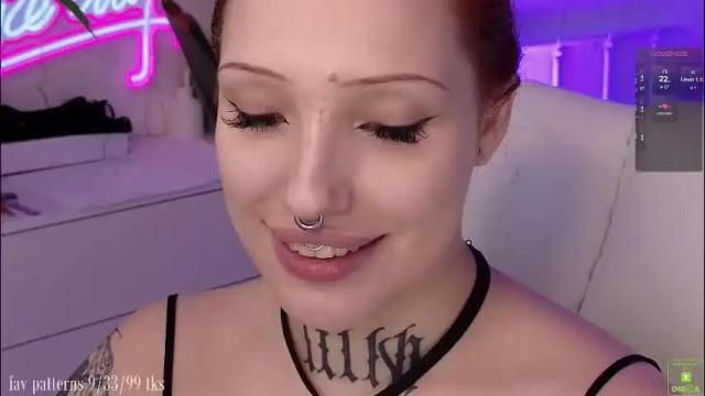 Image 10 of violetvio1ator Stream on Chaturbate on 2 months ago