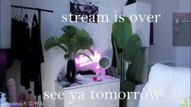 Image 10 of violetvio1ator Stream on Chaturbate on 1 month ago