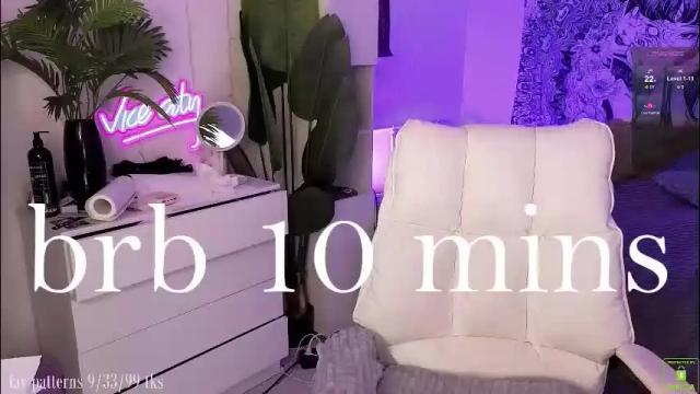 Image 7 of violetvio1ator Stream on Chaturbate on 1 month ago