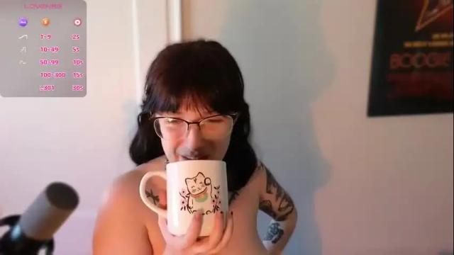 Thumbnail 1, violetwinter666's Stream at Chaturbate, 5 months ago