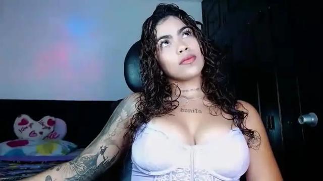 Thumbnail 3, violetwitch05's Stream at Chaturbate, 1 month ago