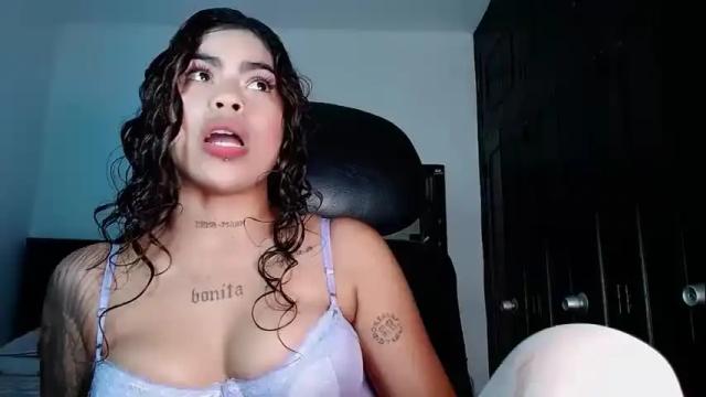 Image 2 of violetwitch05 Stream on Chaturbate on 25 days ago