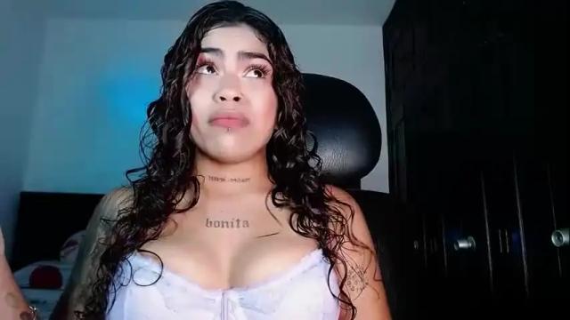 Image 3 of violetwitch05 Stream on Chaturbate on 25 days ago