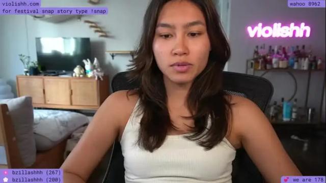 Image 2 of violishh Stream on Chaturbate on 1 month ago