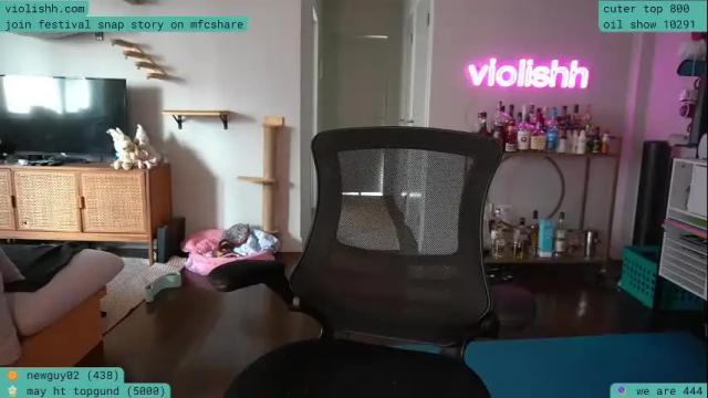 Image 6 of violishh Stream on Chaturbate on 29 days ago