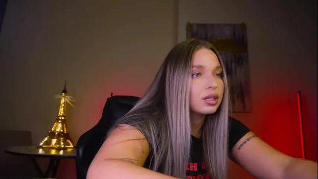 Image 4 of viollasinzz Stream on Chaturbate on 1 month ago
