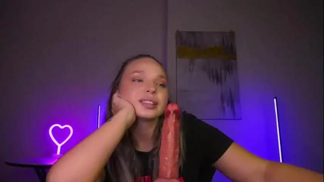 Image 4 of viollasinzz Stream on Chaturbate on 9 days ago