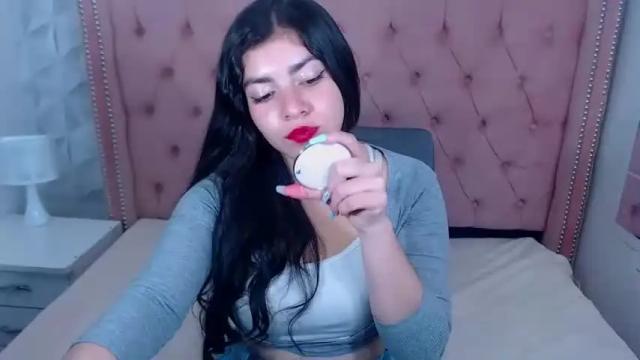 Image 1 of viollett__castillo Stream on Chaturbate on 9 months ago