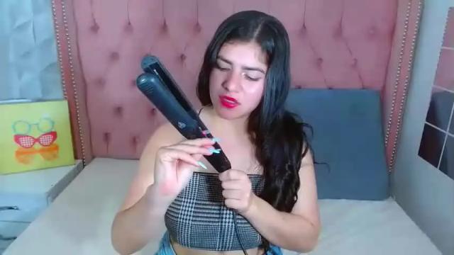 Image 2 of viollett__castillo Stream on Chaturbate on 9 months ago