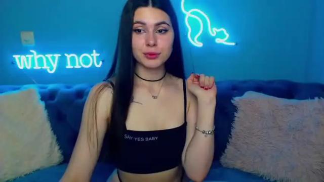 Image 12 of viollinalv Stream on Chaturbate on 12 months ago