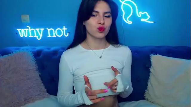 Image 4 of viollinalv Stream on Chaturbate on 29 days ago