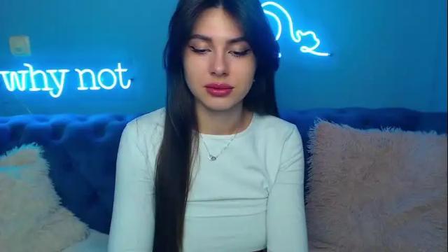 Image 8 of viollinalv Stream on Chaturbate on 11 days ago