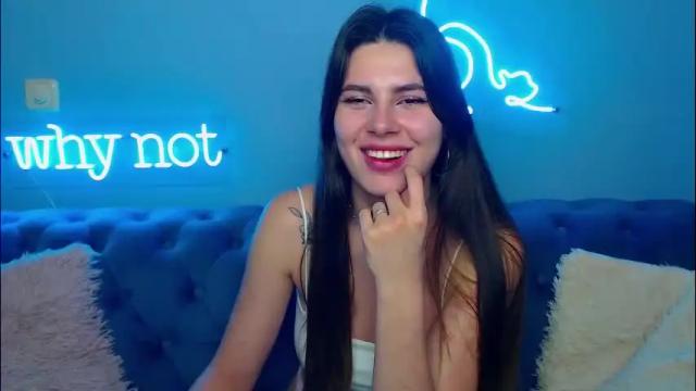 Image 2 of viollinalv Stream on Chaturbate on 1 month ago