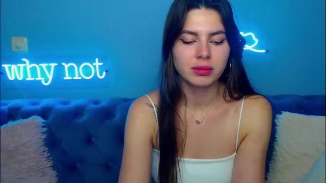 Image 4 of viollinalv Stream on Chaturbate on 1 month ago