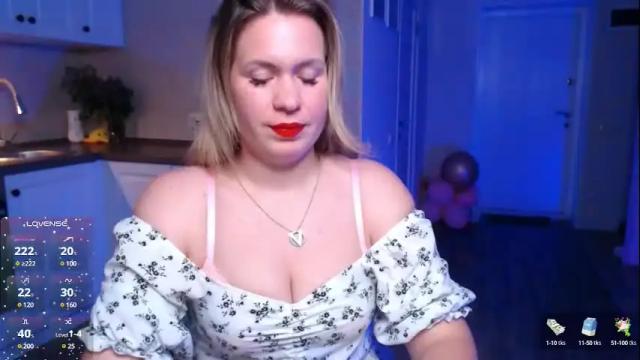 Image 3 of vip_juicy Stream on Chaturbate on 1 month ago