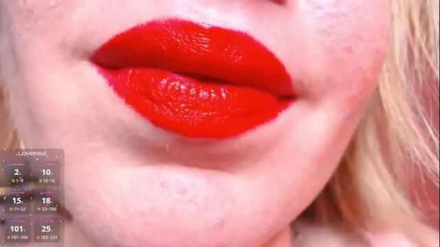 Image 4 of vip_juicy Stream on Chaturbate on 1 month ago