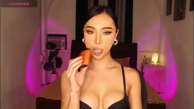 Image 2 of viperxcx Stream on Chaturbate on 26 days ago