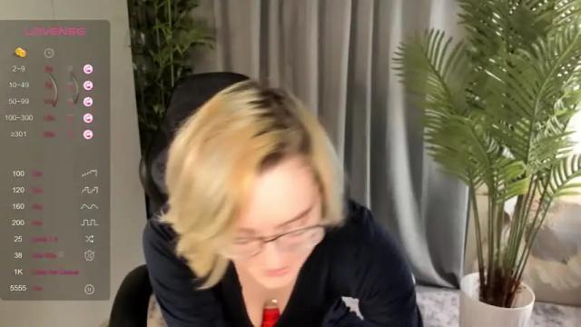 Image 8 of virinaheath Stream on Chaturbate on 17 months ago